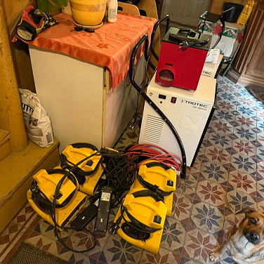 Osuszanie domu jednorodzinnego w miejscowości Nowy Las, zalana piwnica po intensywnych ulewach pomiary